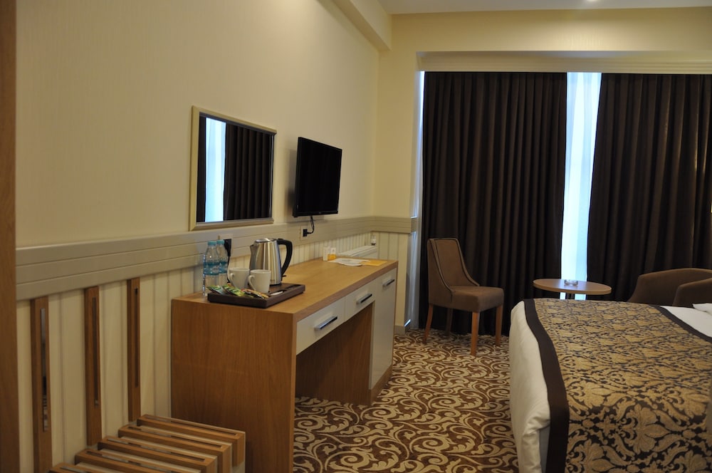 Grand Itimat Hotel 43/60