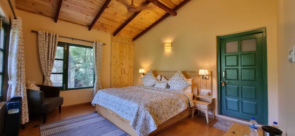 Latitude 29 By The Lake Resort 8/50