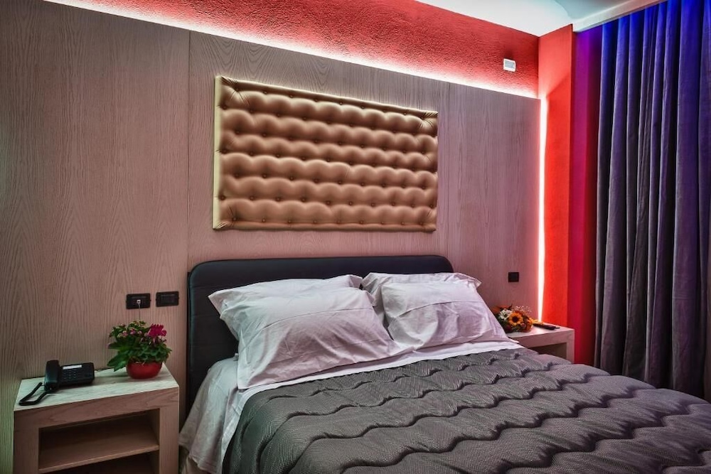 Hotel Angioino Spa 10/36