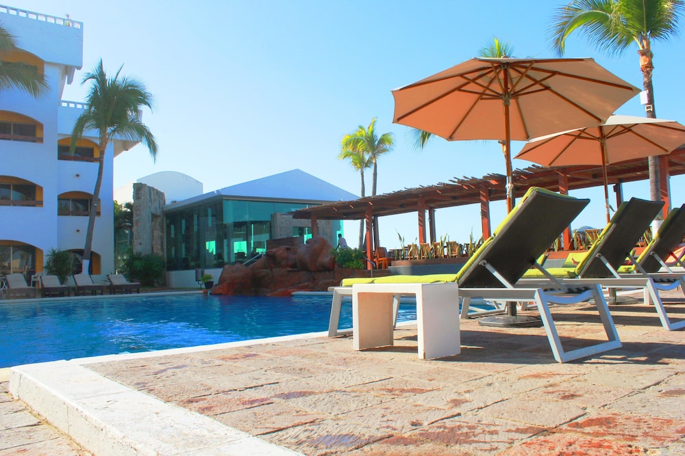 Quijote Inn Hotel 9/67
