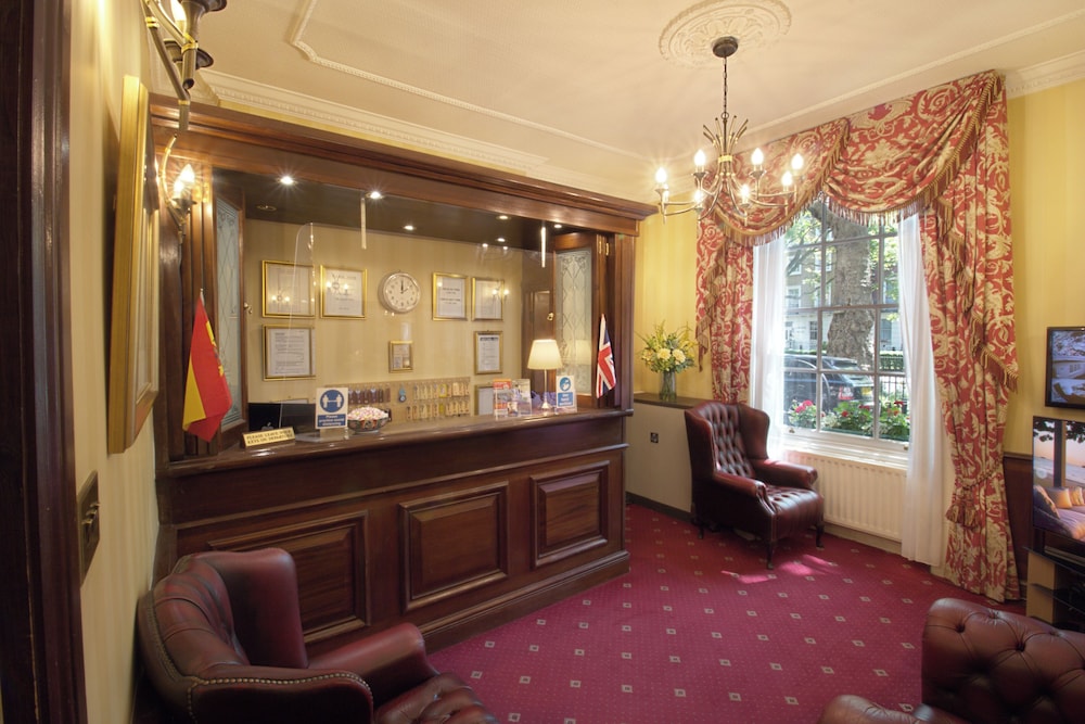 Balmoral House Hotel 2/32
