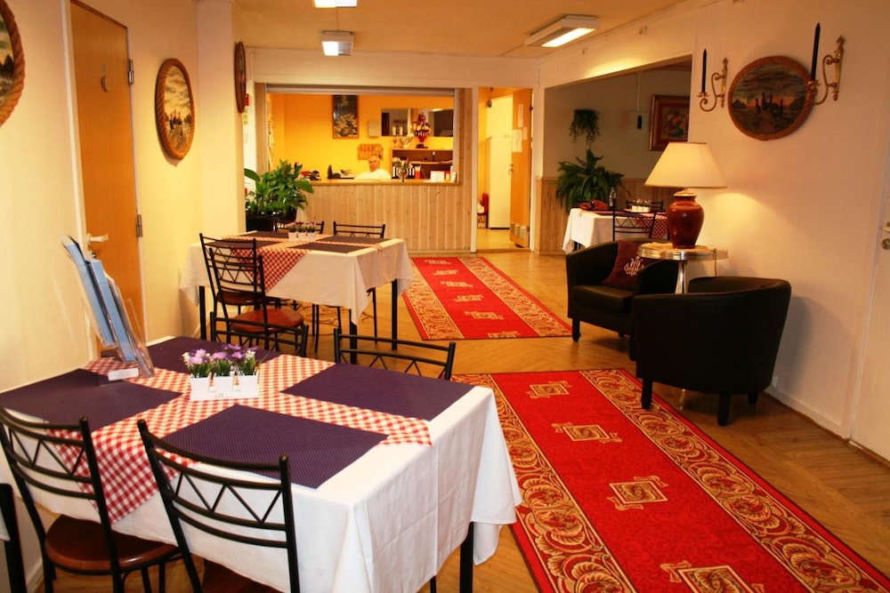 Barents Frokosthotell 36/60