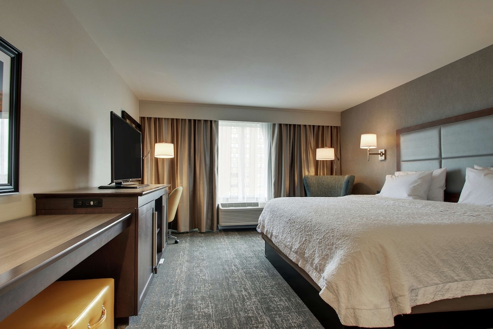 Hampton Inn By Hilton Pawtucket 10/35