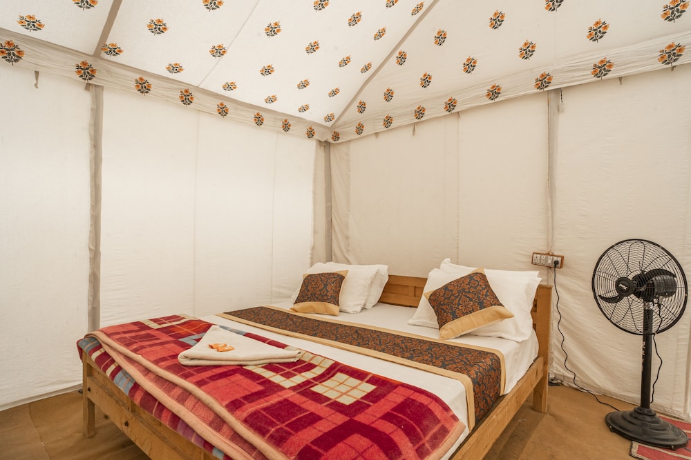 Bhati Desert Camp Sam 9/50