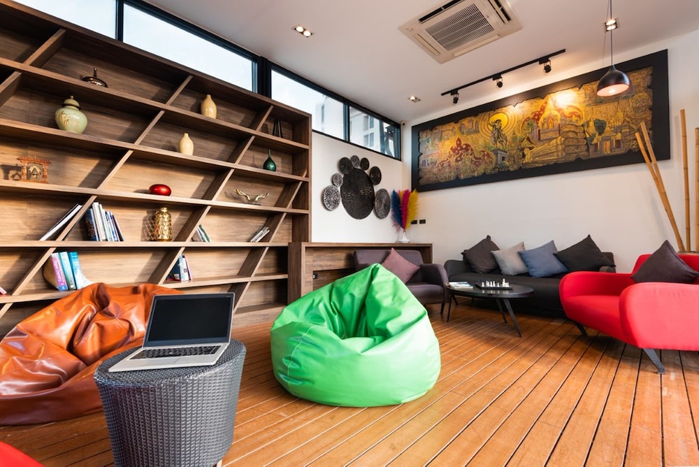 RakYim Siam - Sukhumvit 15 28/46