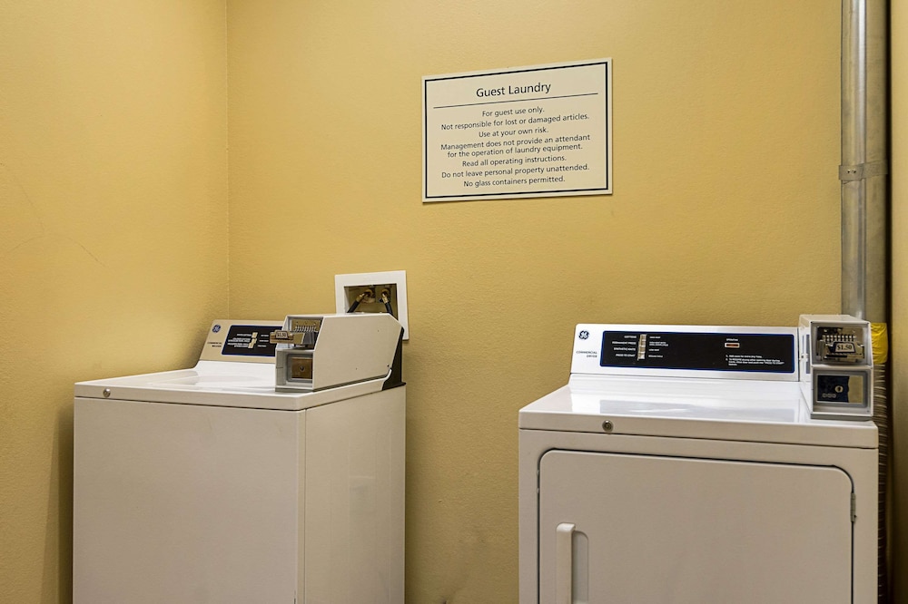 Econo Lodge Inn & Suites Little Rock SW 12/21