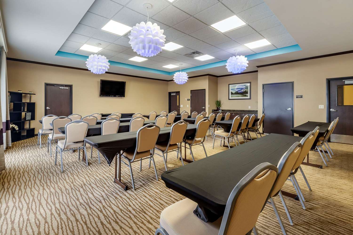 Comfort Inn & Suites Oklahoma City West - I-40 11/13