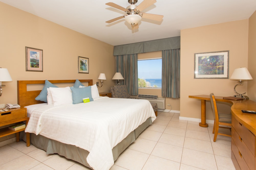 Cara Hotels Trinidad 8/44