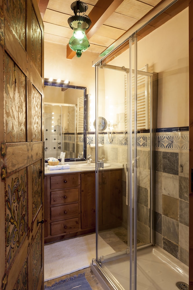 Es Revellar Art Resort - Adults Only 70/110