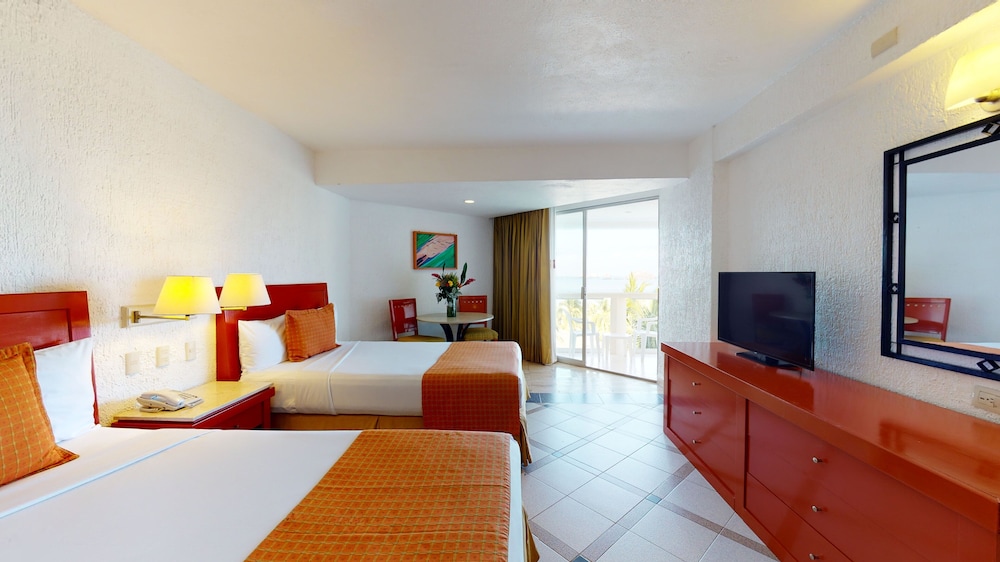 Park Royal Beach Ixtapa All Inclusive 27/69