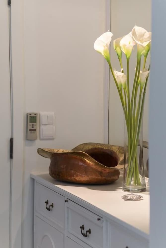 Arts In Penthouse Apartments Til Sol 9/30