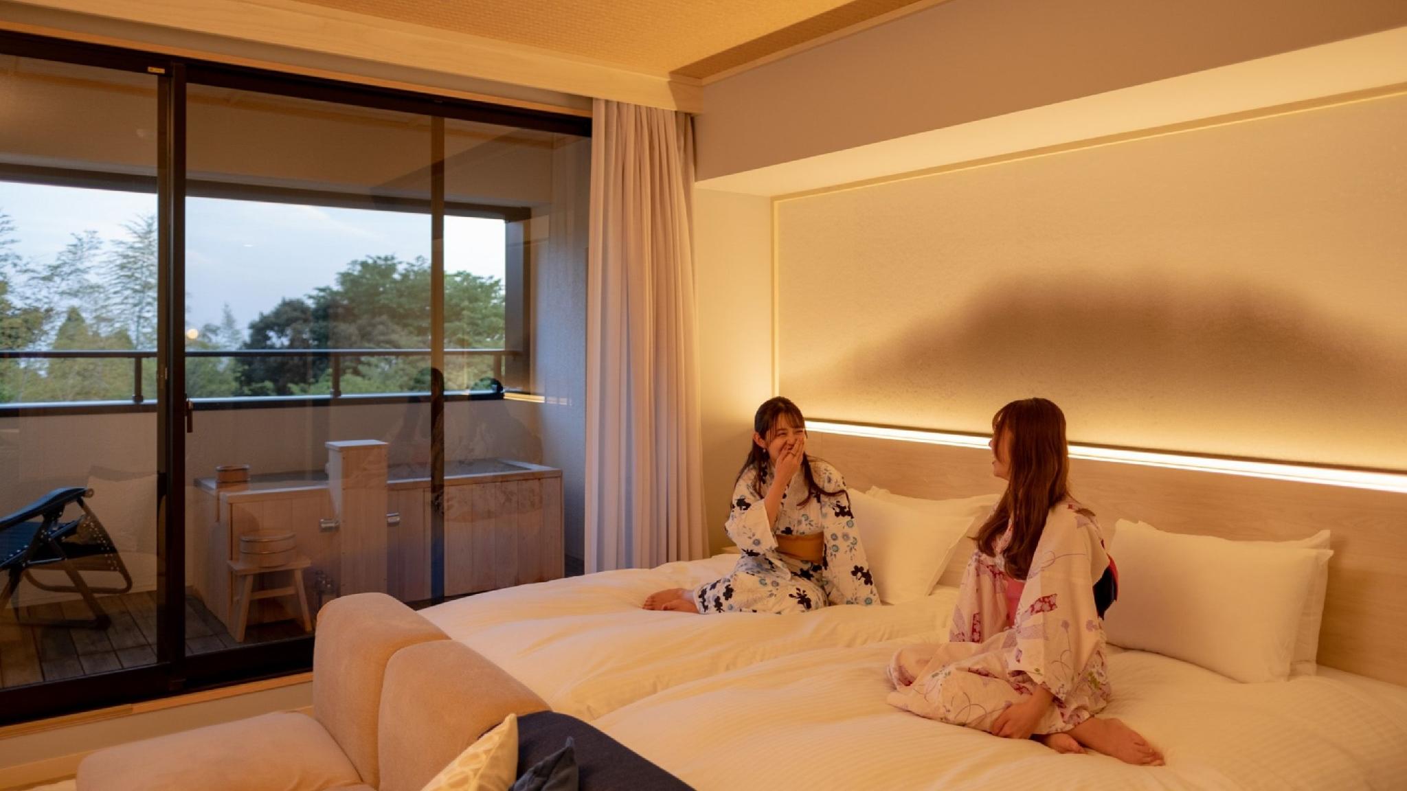Laka, Twin Beds, Outdoor Bath