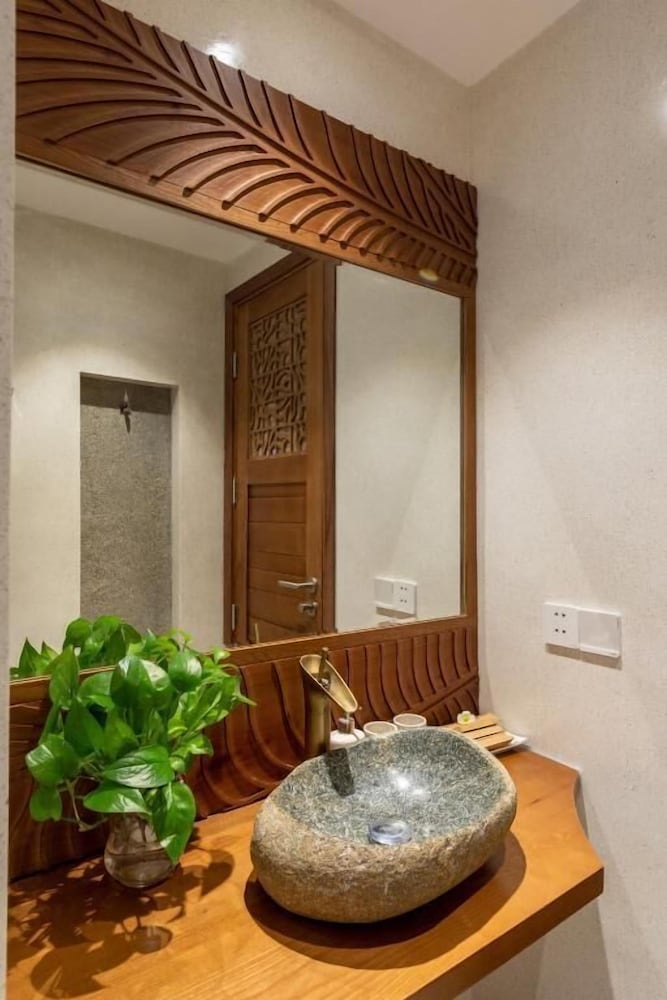 Bonny Boutique Hotel Da Nang 24/50
