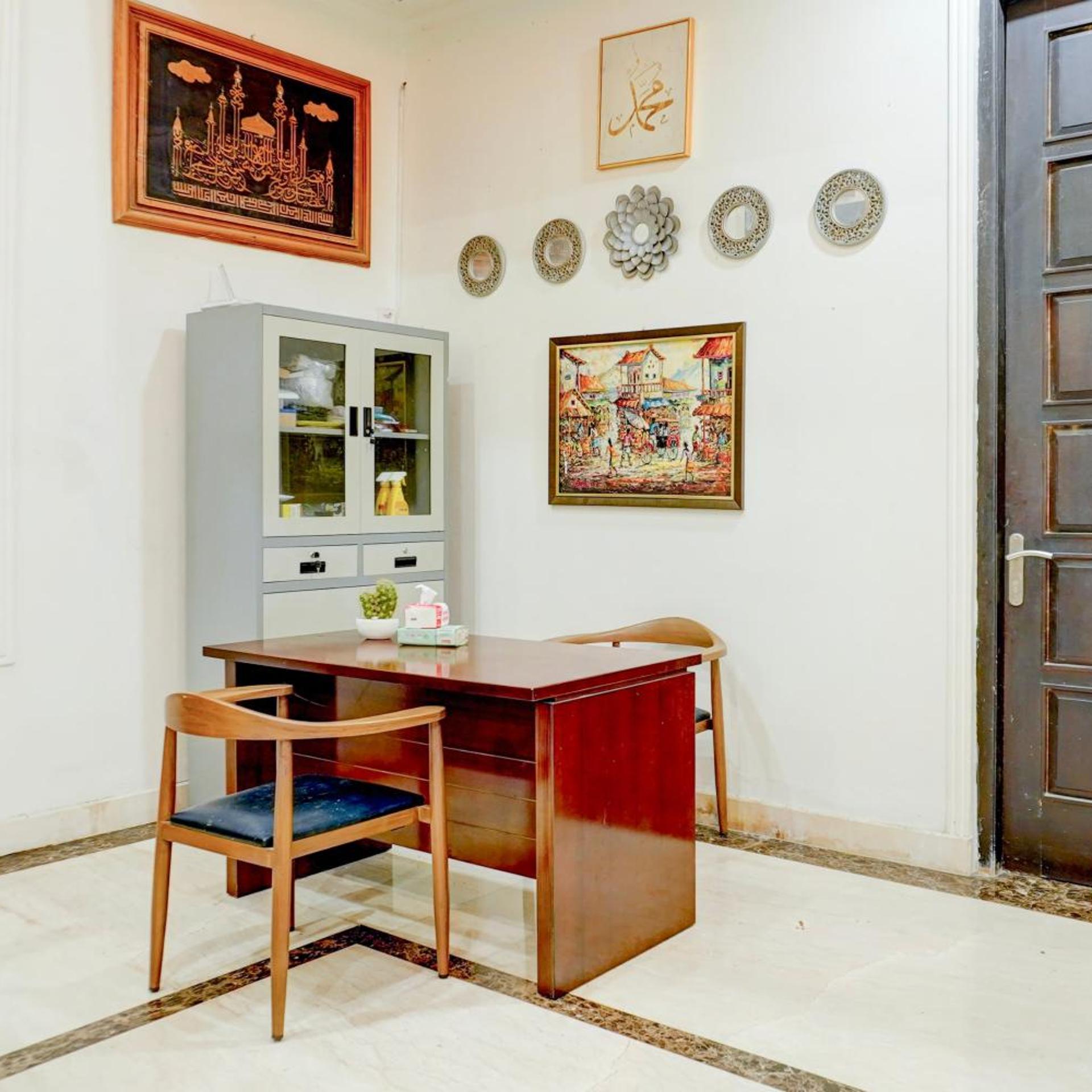 Hotel O Stasiun Cirebon Kejaksan Near Alun Alun Cirebon Formerly Family Homestay 9/27