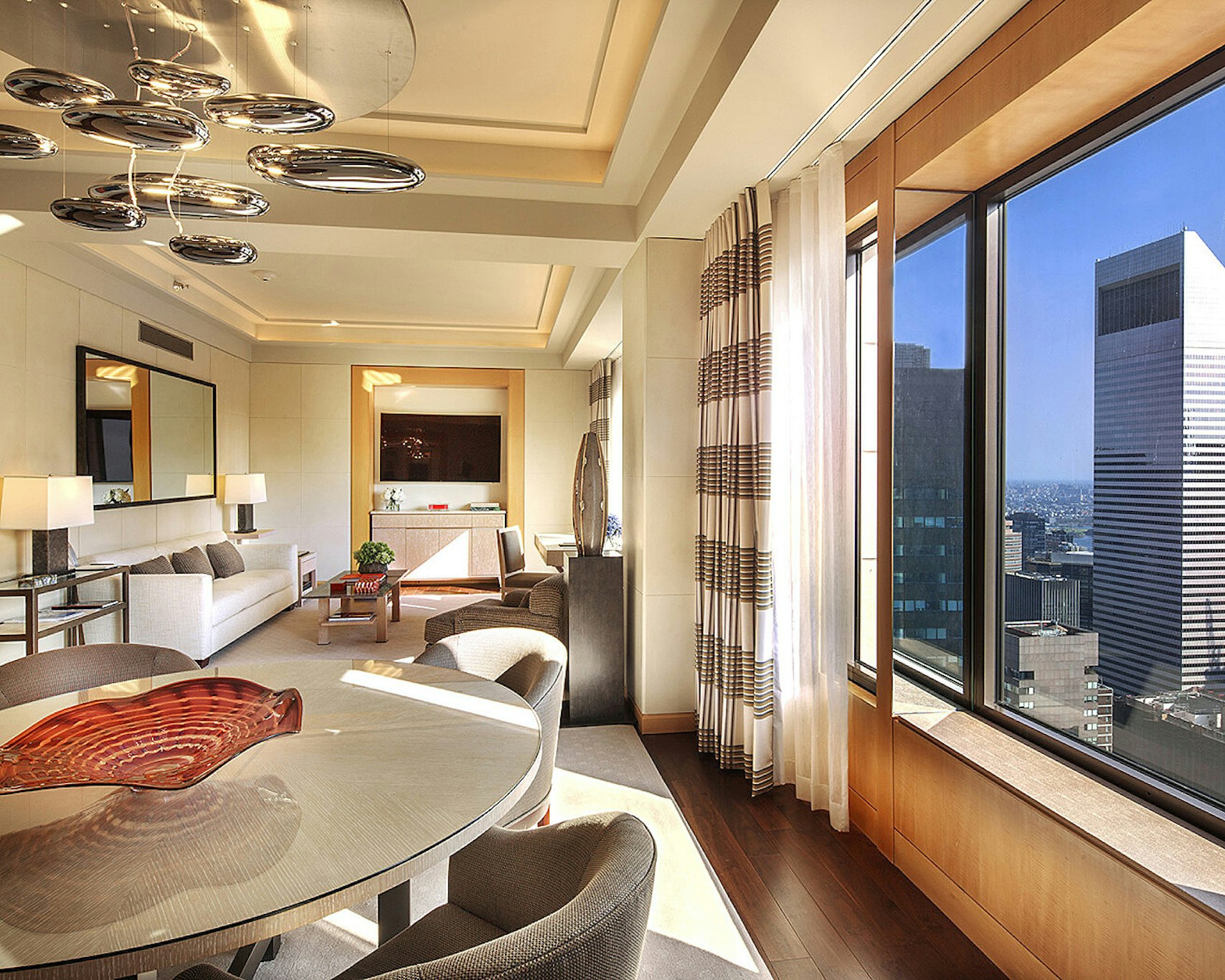Four Seasons Hotel New York 5/22