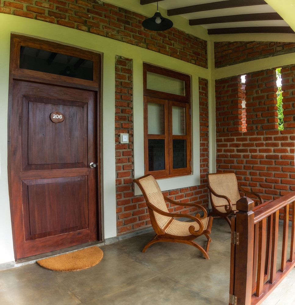 Camellia Resort And Spa 14/65