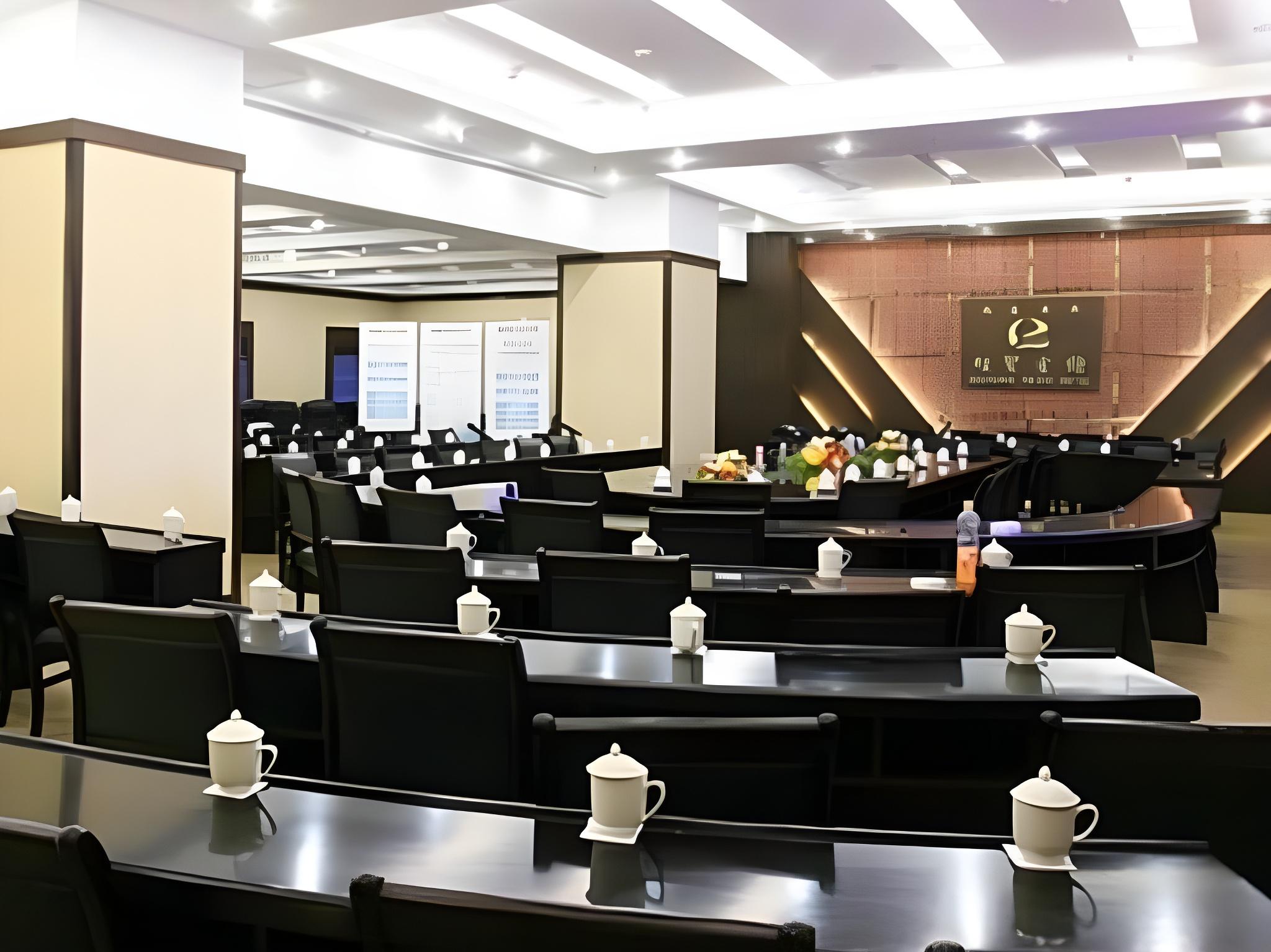 Yunnan Economic Trade 38/39