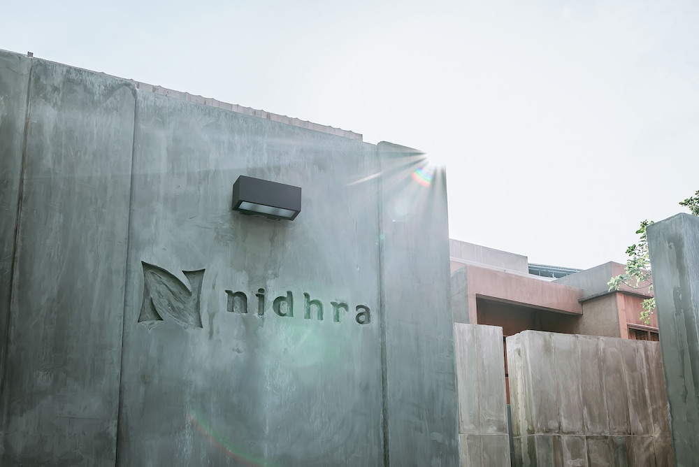 Nidhra Boutique photo1
