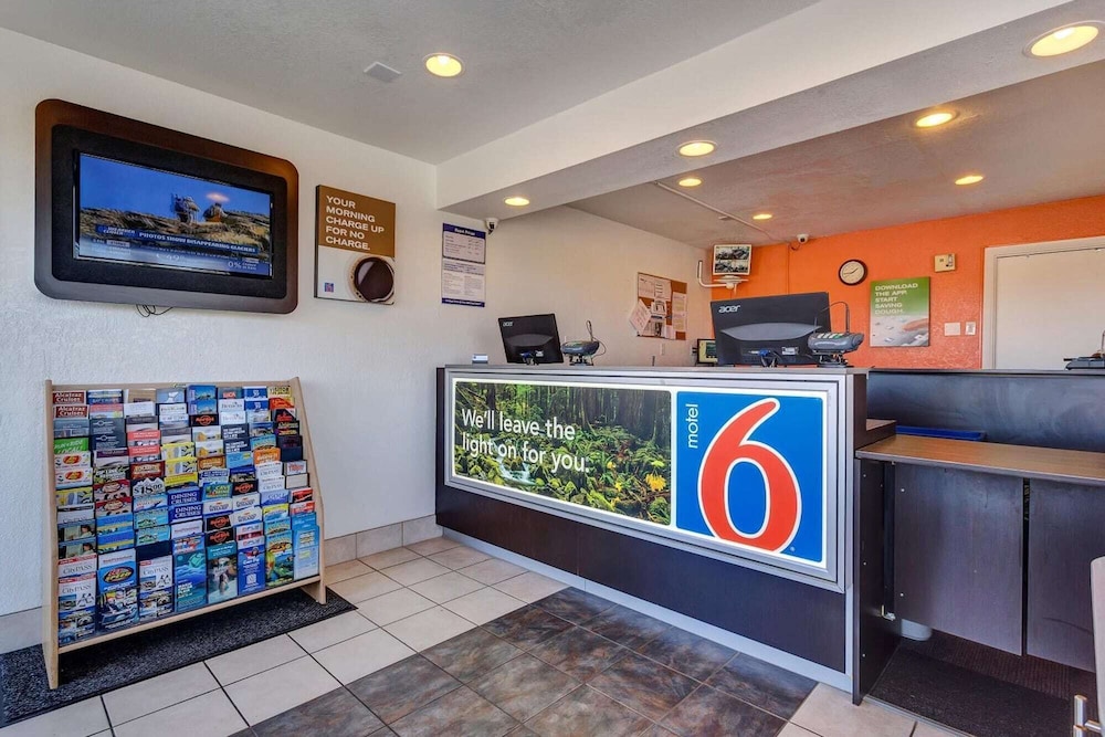 Motel6 Vallejo, CA - Six Flags West 13/64