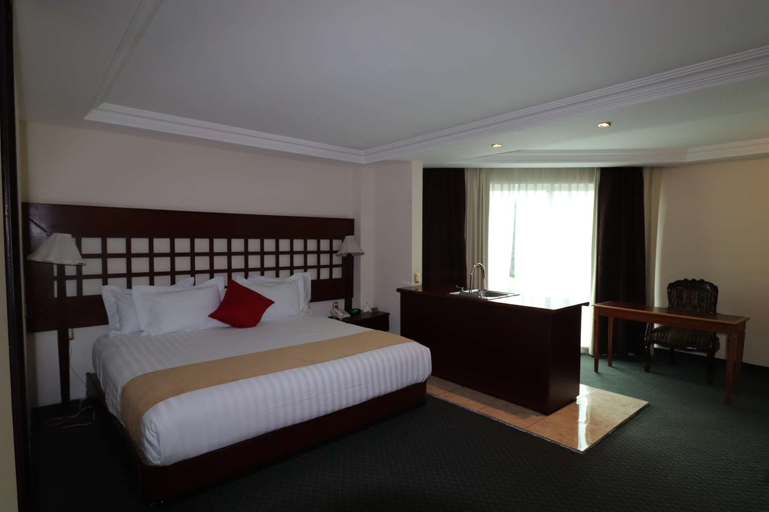 Best Western Toluca 13/35