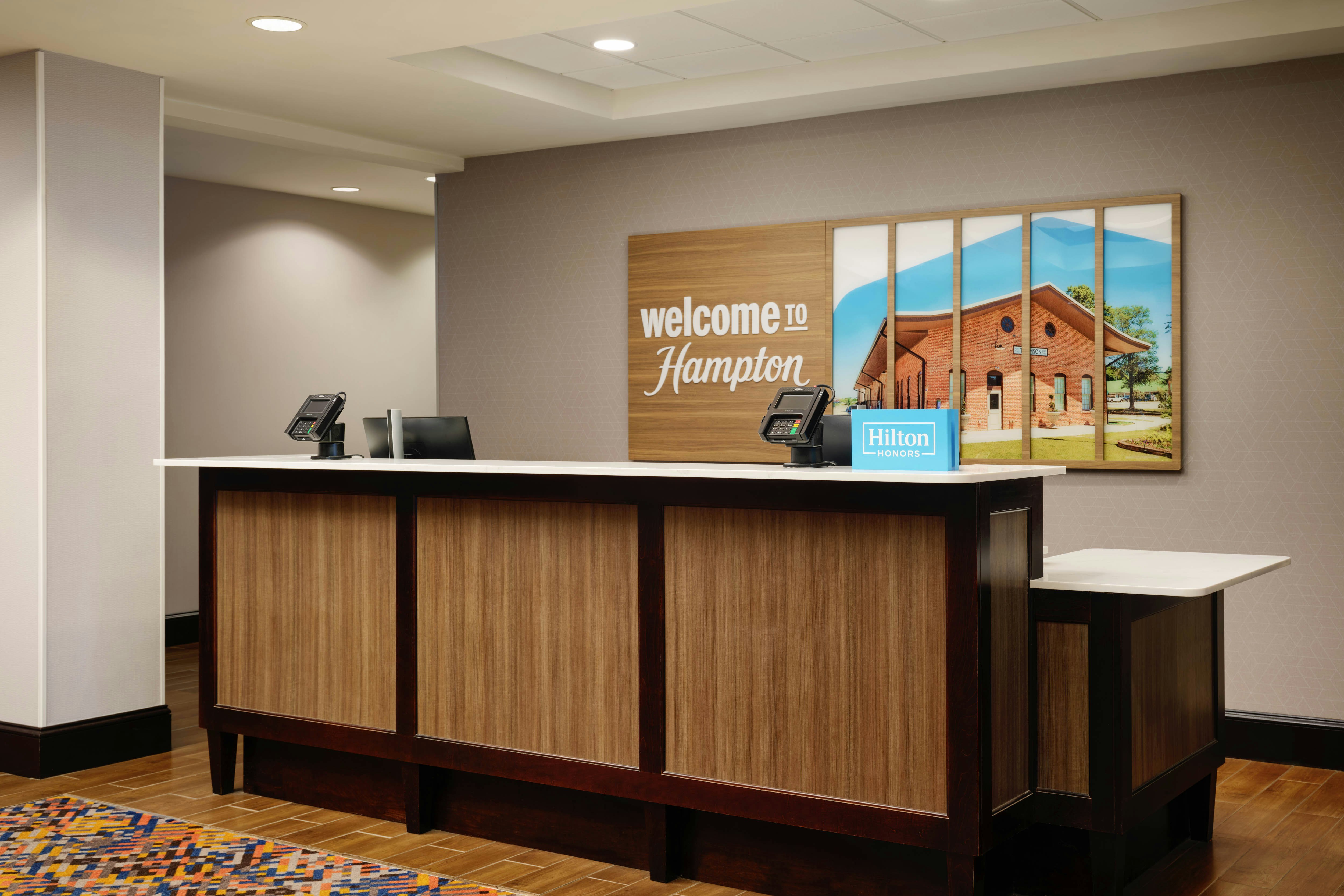 Hampton Inn Thomson 6/59
