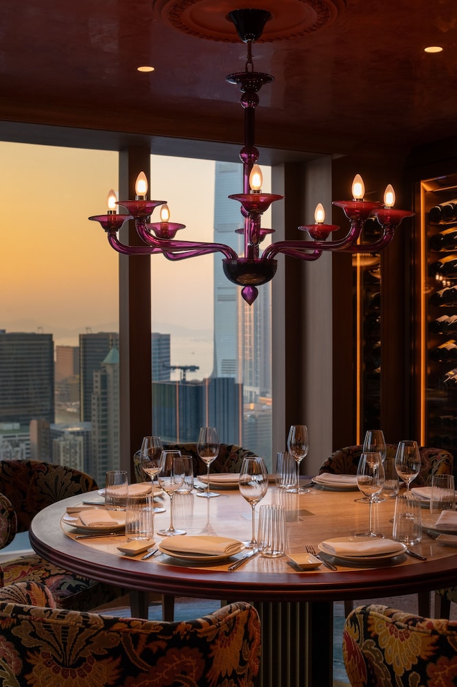 Mondrian Hong Kong 46/48