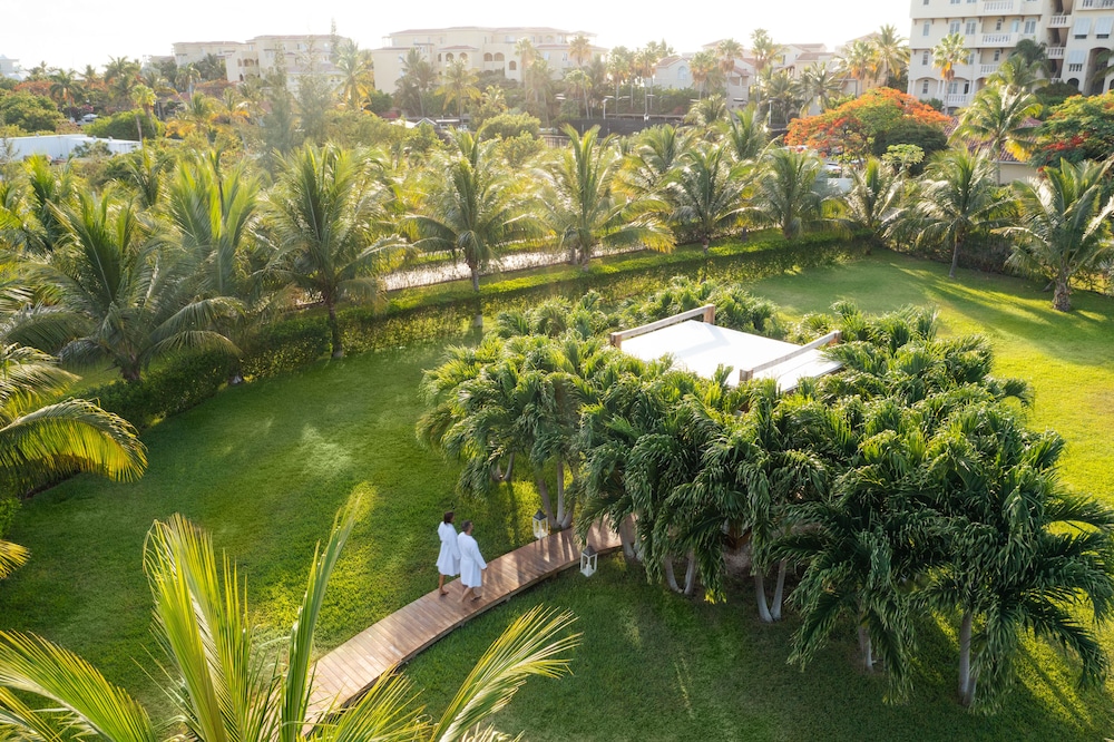The Oasis At Grace Bay 43/50