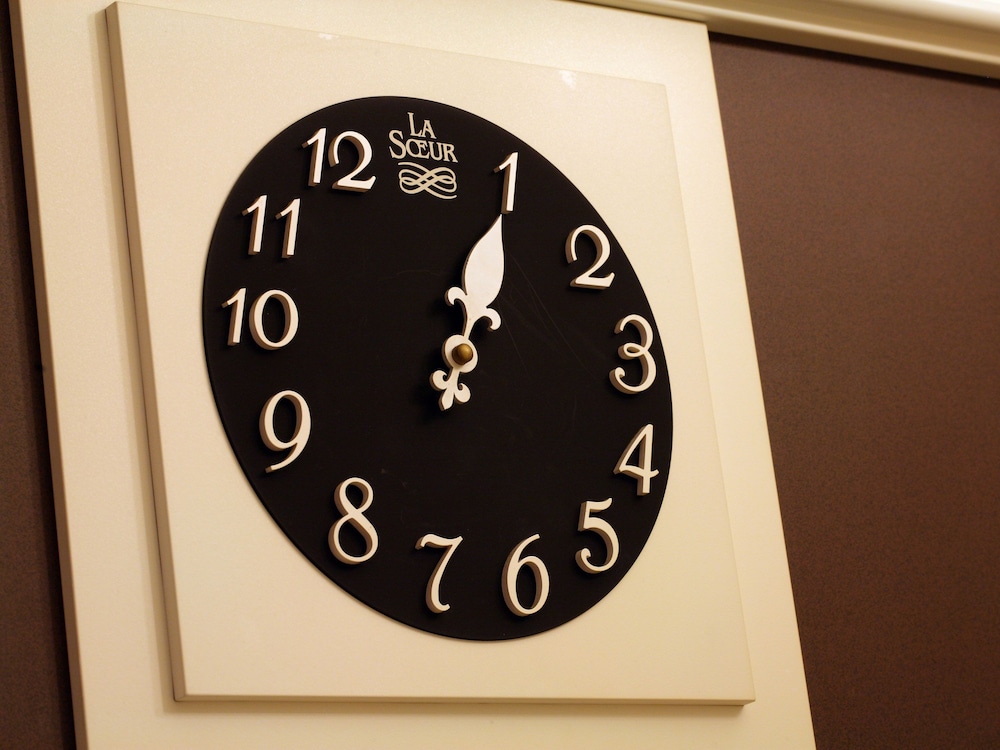 Monterey La Soeur Ginza 42/68