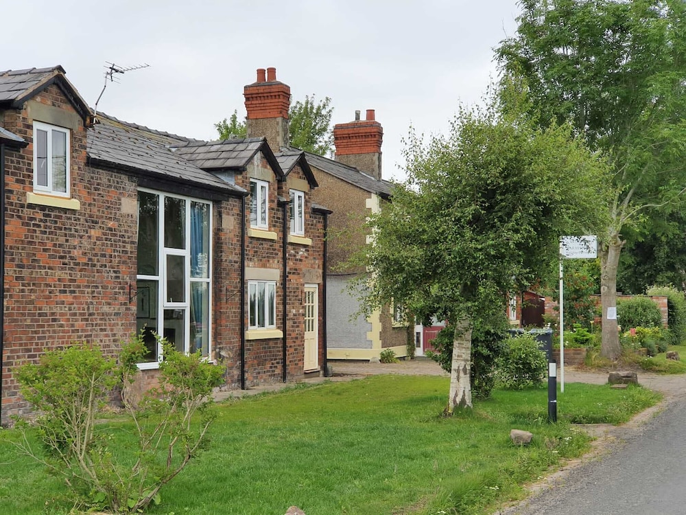 Martin Lane Farm Holiday Cottages 36/50