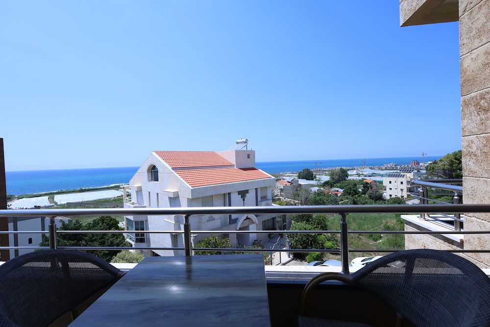Ibiza hotel 42/50
