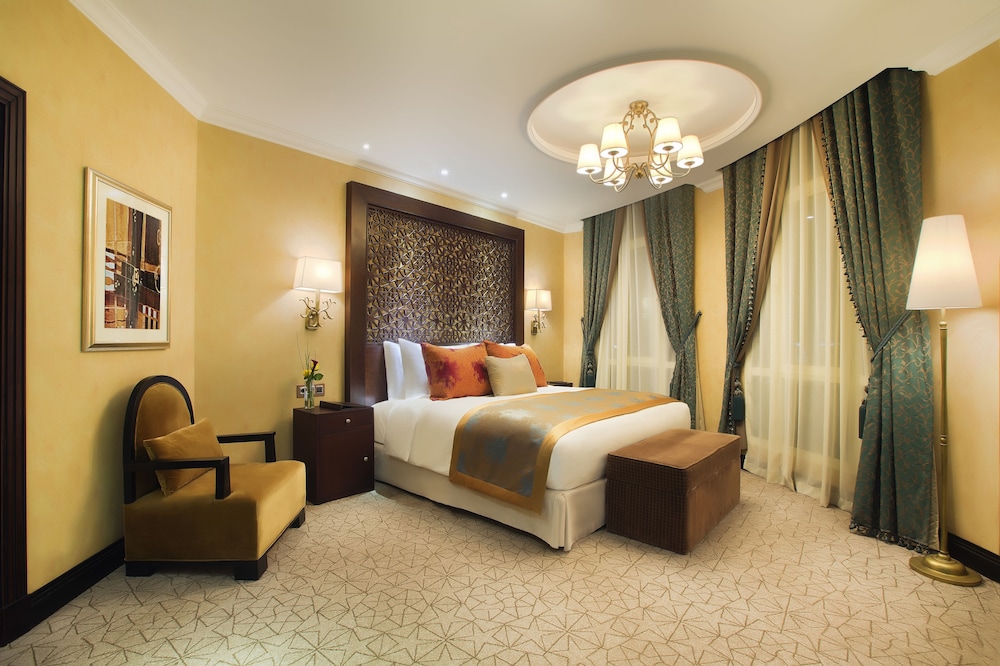 1 BEDROOM, MAXIM, JUNIOR SUITE, CITY VIEW, CLUB LOUNGE ACCESS