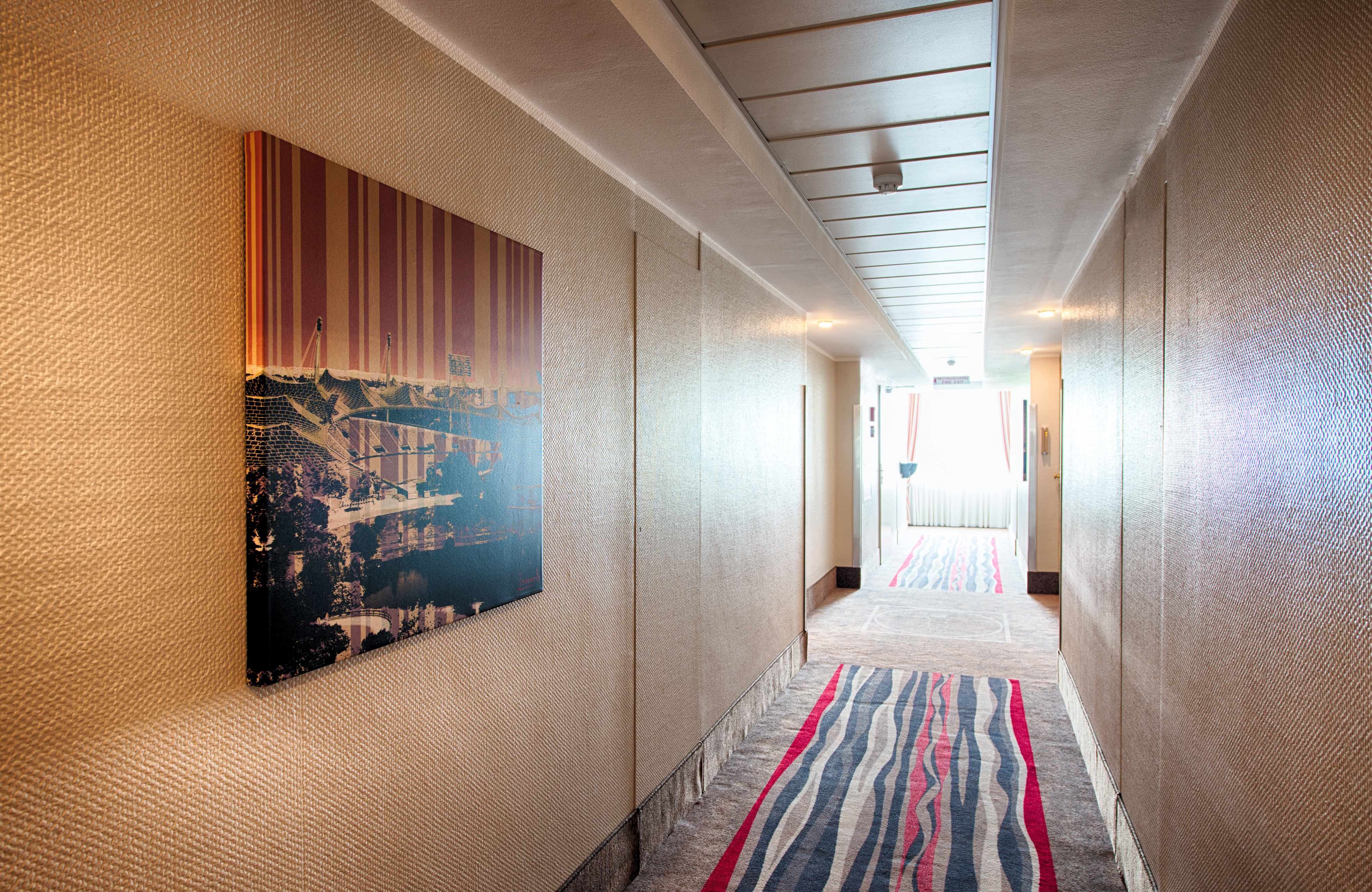 Leonardo Hotel Munich Arabellapark Ex Holiday Inn Munich Effnerstrasse 29/65