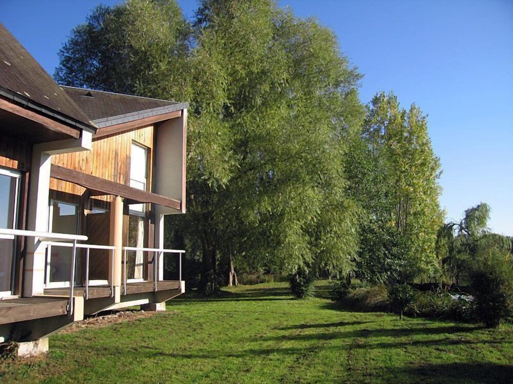 Hotel Ile Du Saussay 62/69