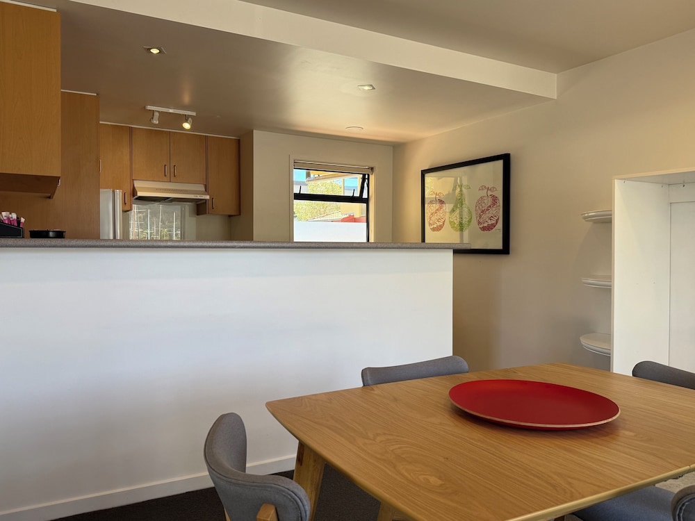 Harbourside Lodge 13/64