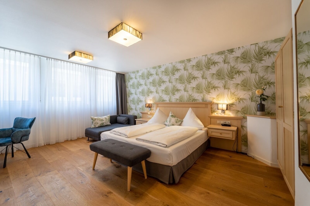 HOTEL WÜRTTEMBERGER HOF 11/44