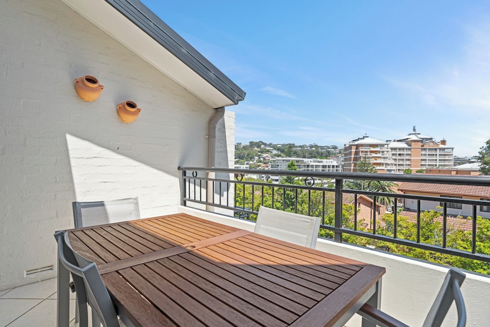 Terrigal Sails Serviced Apartments 51/63