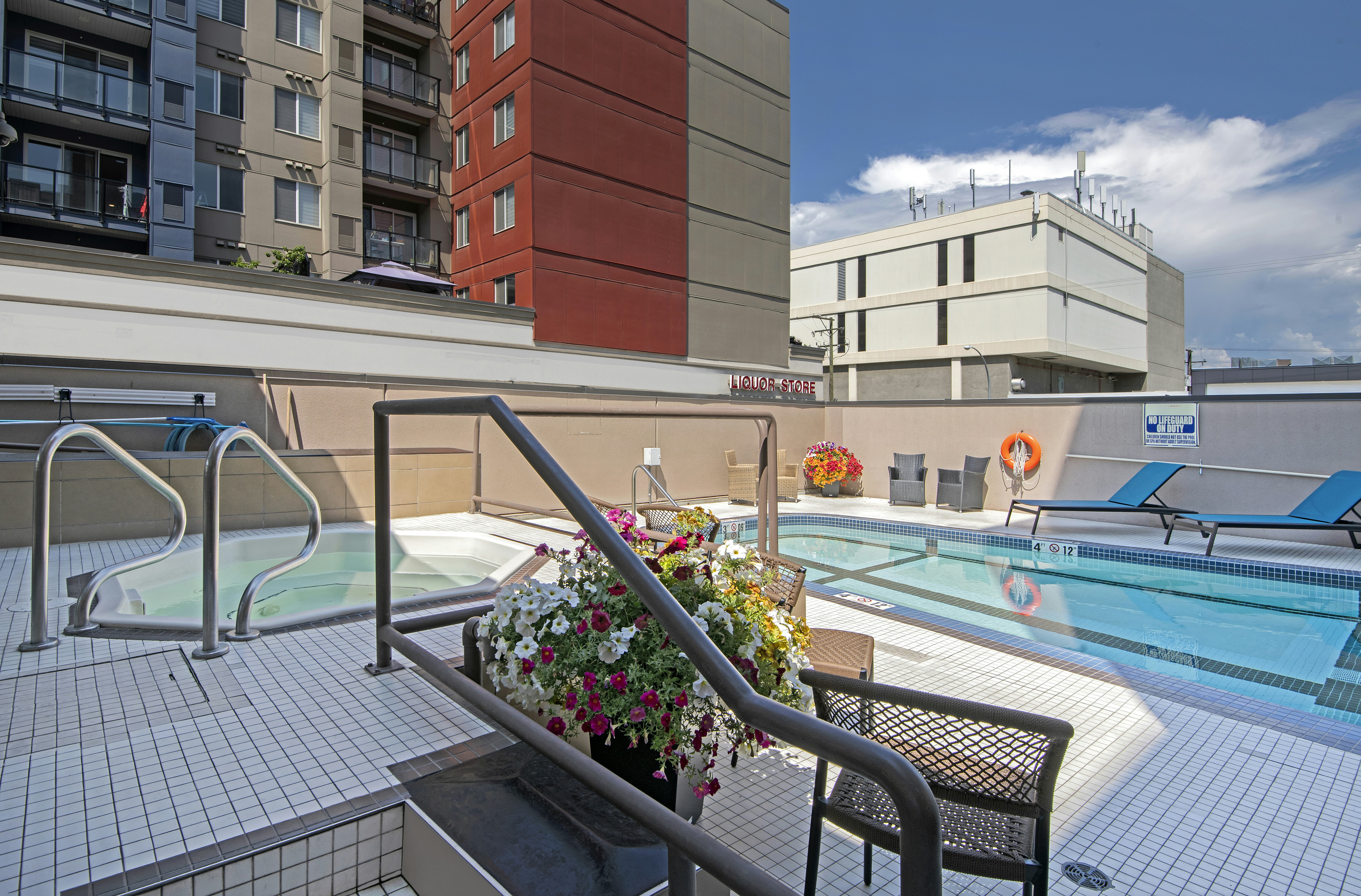 Doubletree By Hilton Kamloops 41/43