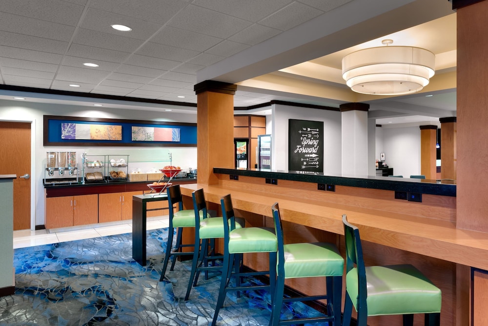 Fairfield Inn Suites Tallahassee Central 14/35