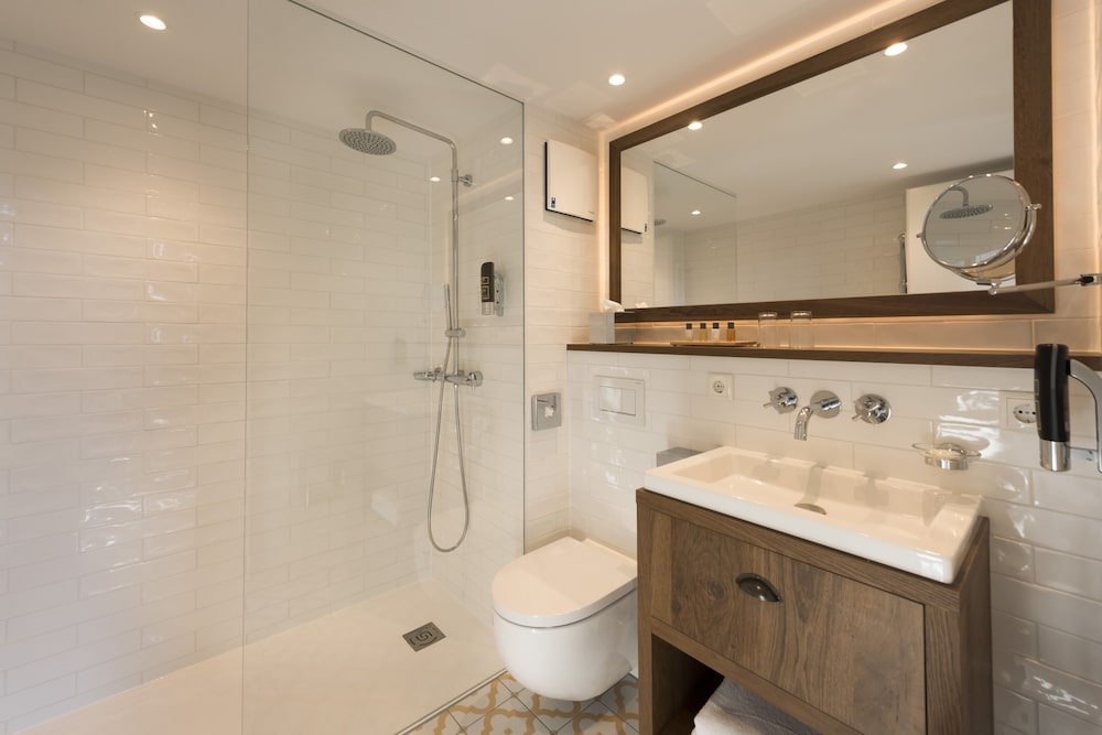 Loev Hotel Rugen 11/70