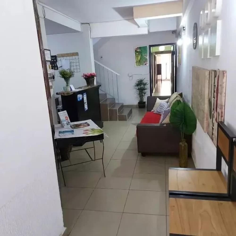 COSTANERA HOSTEL ASUNCION 40/53