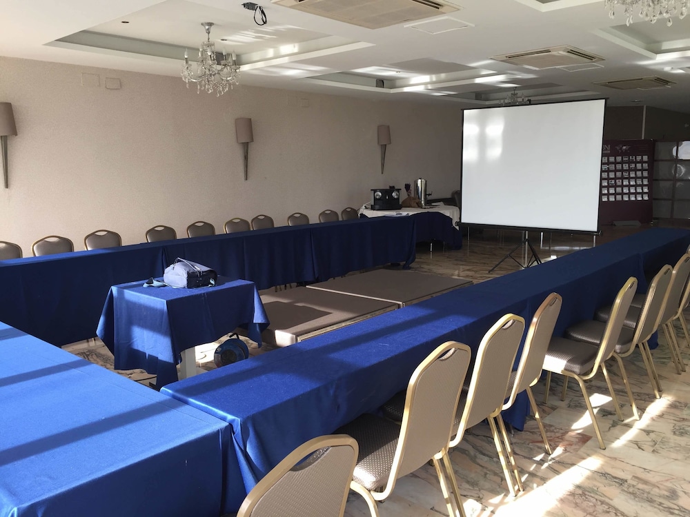 Ohtels Gran Hotel Almeria 35/50