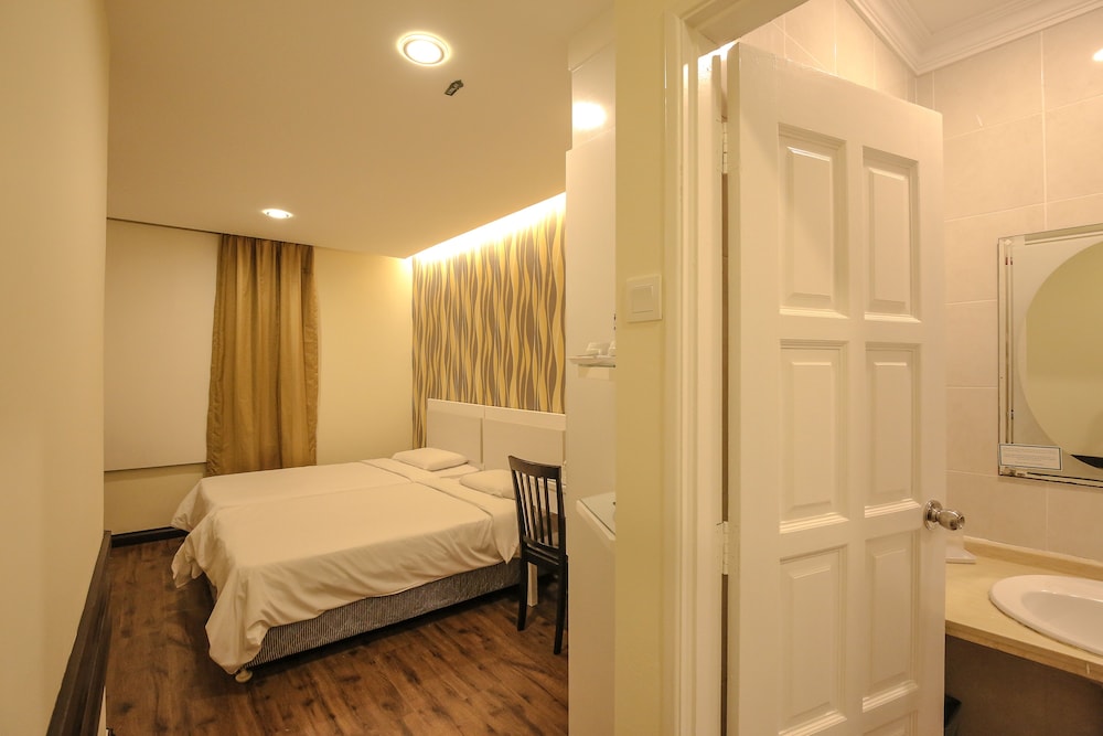 Ming Star Hotel 64/64