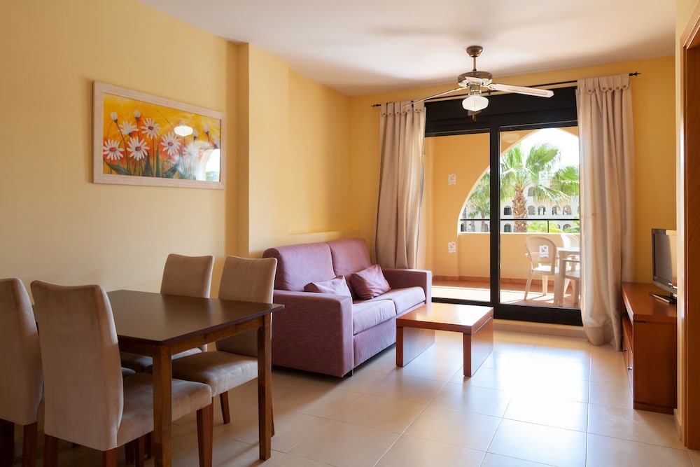 Apartamentos Playamarina 27/50