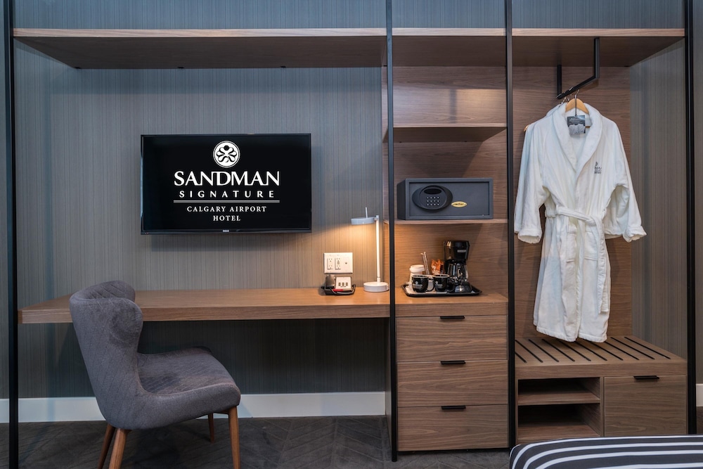 Sandman Signature Calgary Airport Hotel 15/47