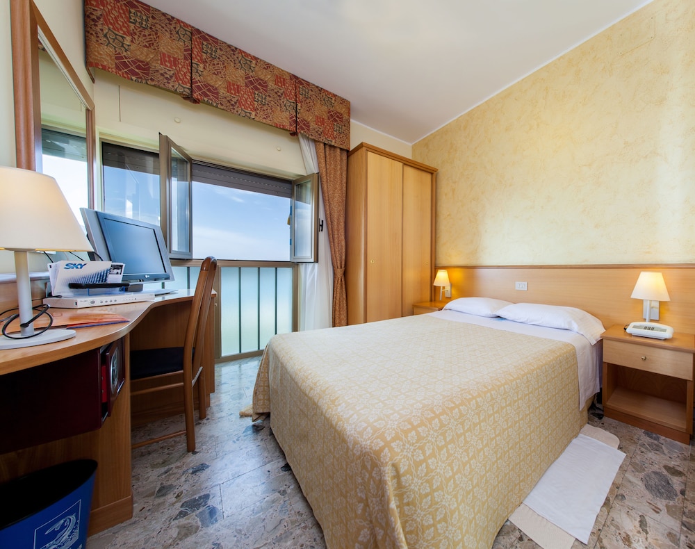 Hotel La Tonnara 10/38