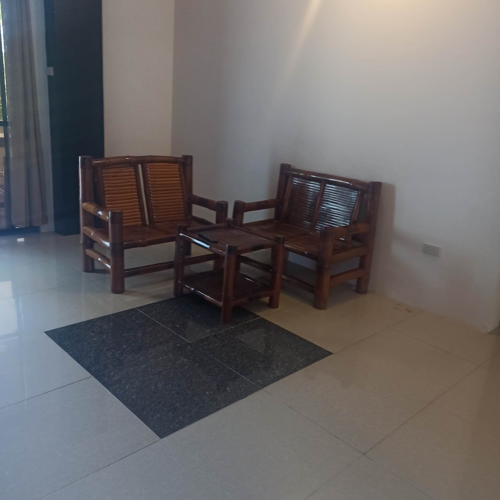 Jalyns Resort 37/59
