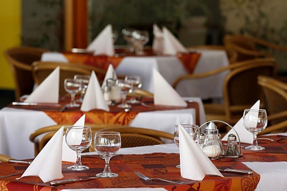 Krakonos Hotel 33/44
