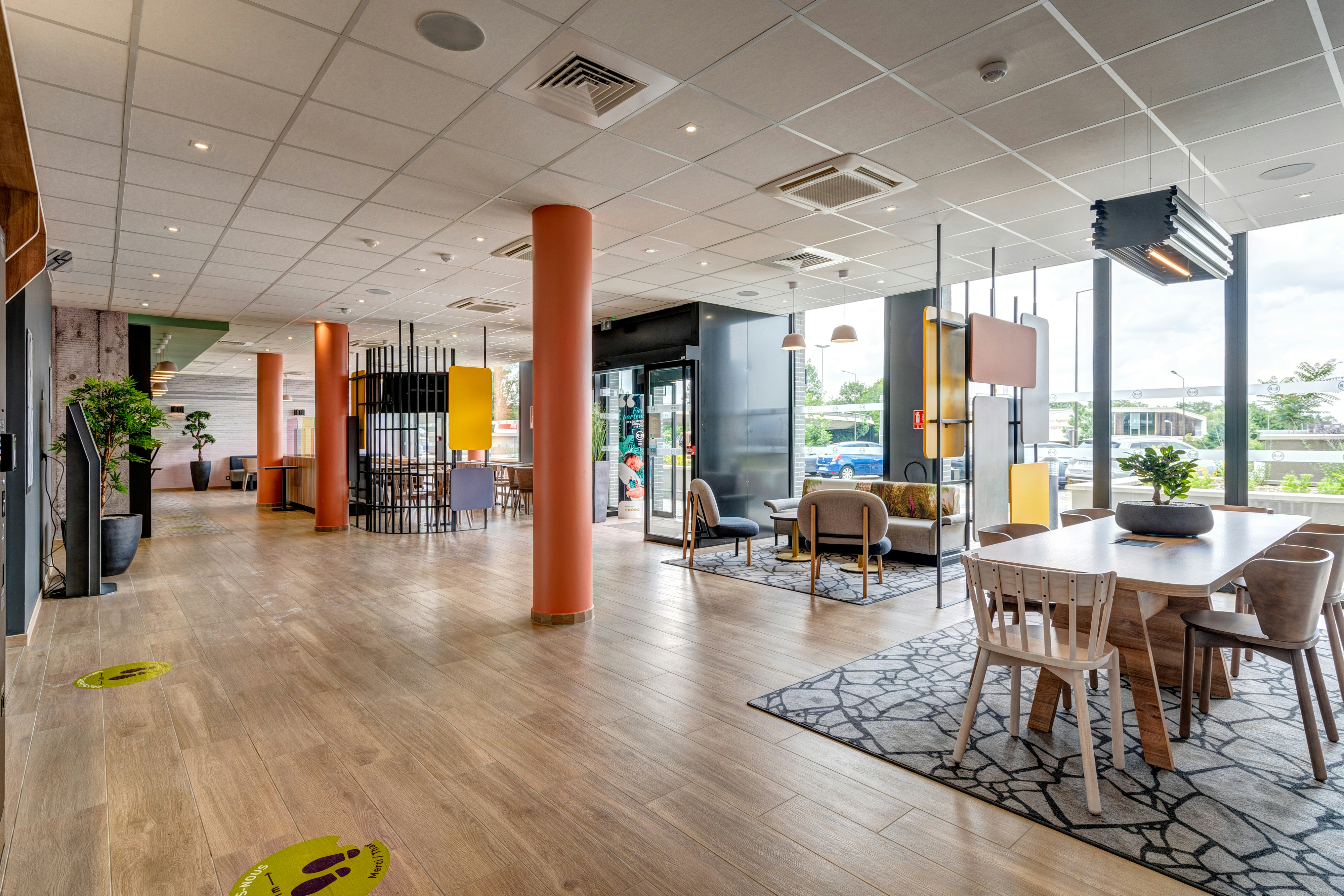 B&B Hotel Le Port Marly Saint Germain en Laye 33/40