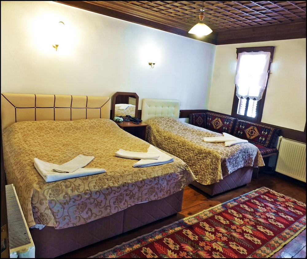 Cakiroglu Konak 33/54