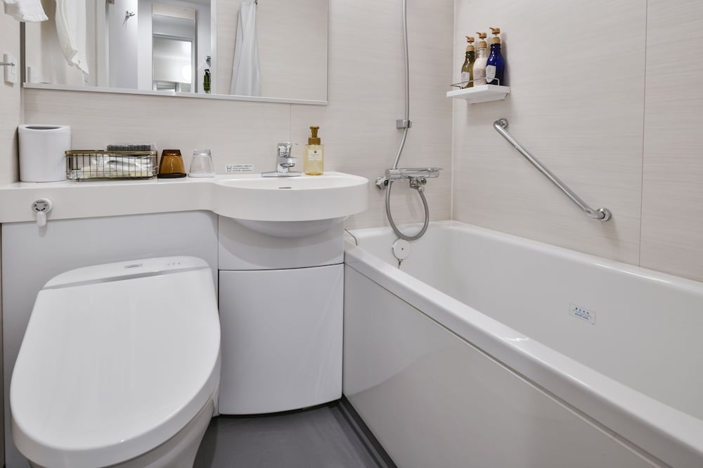 Vessel Inn Chiba Ekimae 48/50